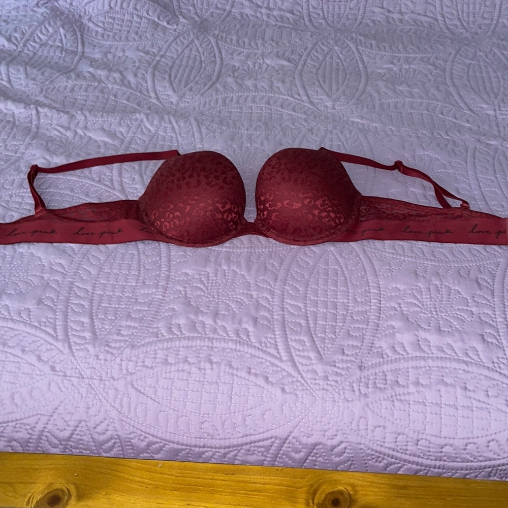 Burgundy floral lace push up bra.  36C.  New with tags!